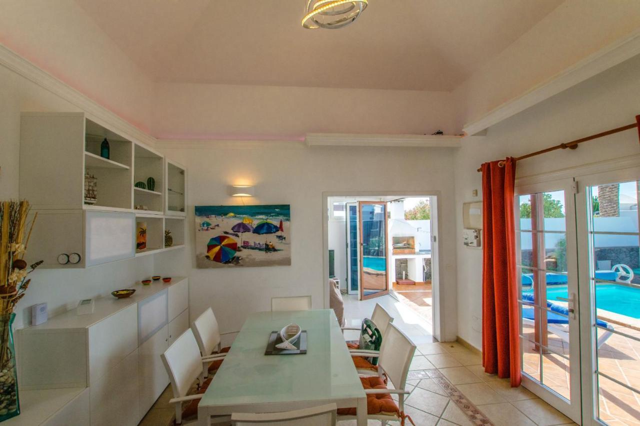 Villa Alegranza - Lh190 By Villas Now Ltd ปลายาบลังกา ภายนอก รูปภาพ