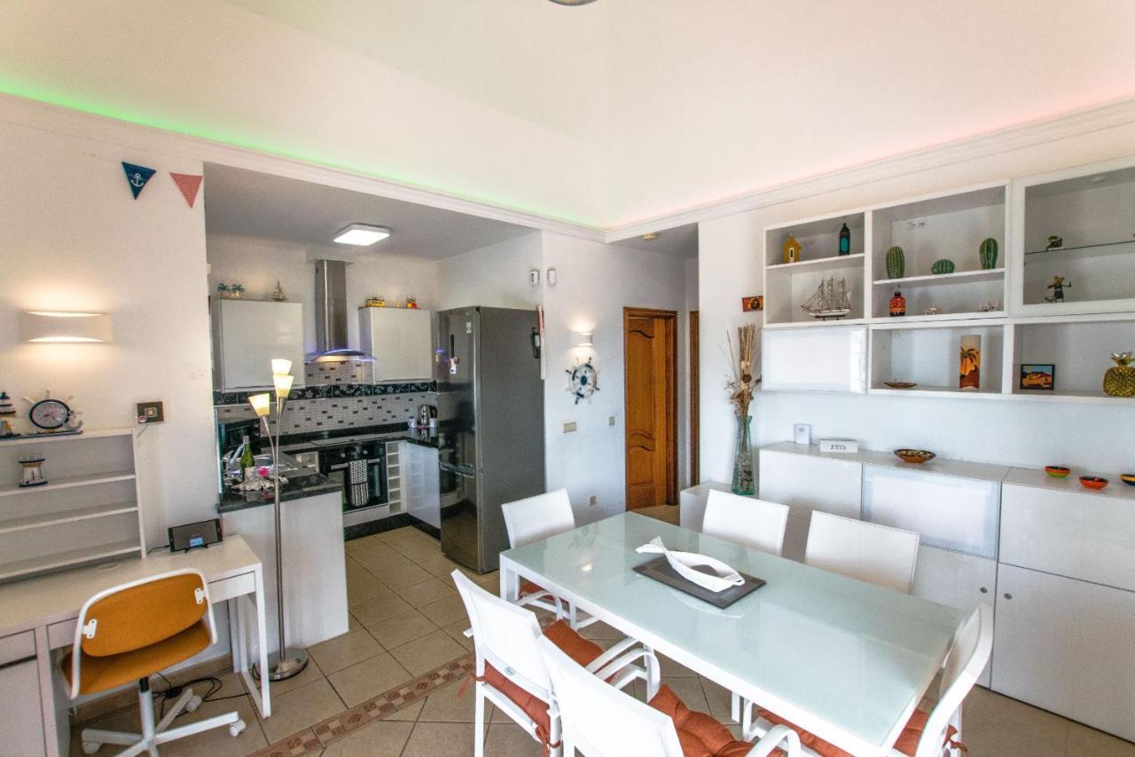 Villa Alegranza - Lh190 By Villas Now Ltd ปลายาบลังกา ภายนอก รูปภาพ
